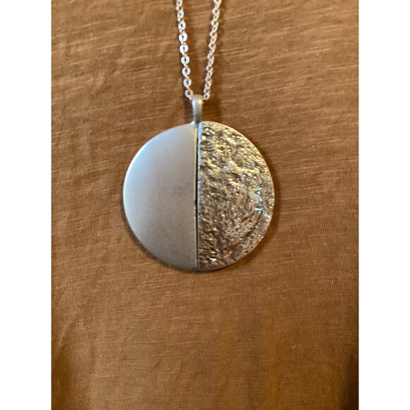 2125 Split Disc Gold 32" Necklace 2 Half Moons Making A Whole Moon - Picture 4 of 4